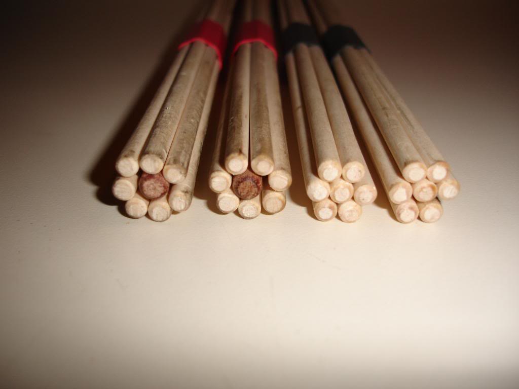 ai190.photobucket.com_albums_z249_99ncxj_Drum_20Rods_DrumRods007.jpg