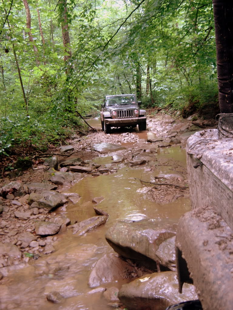 ai191.photobucket.com_albums_z10_mykalj_Places_wvcor08_DSC09384.jpg