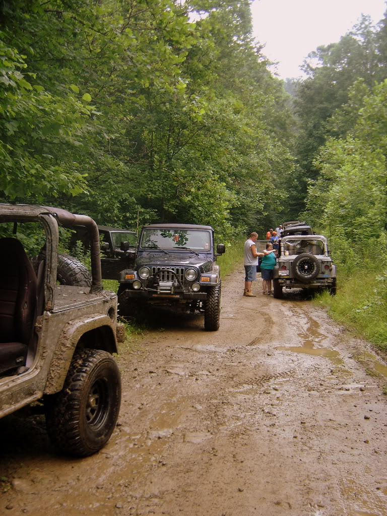 ai191.photobucket.com_albums_z10_mykalj_Places_wvcor08_DSC09391.jpg