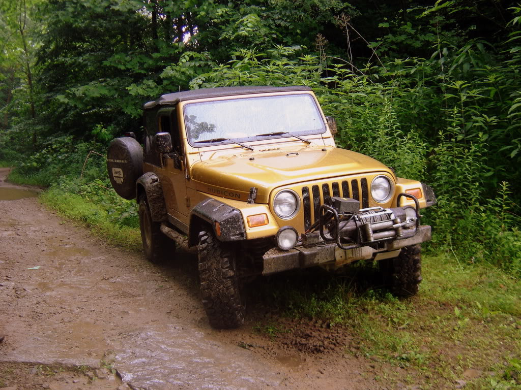 ai191.photobucket.com_albums_z10_mykalj_Places_wvcor08_DSC09399.jpg