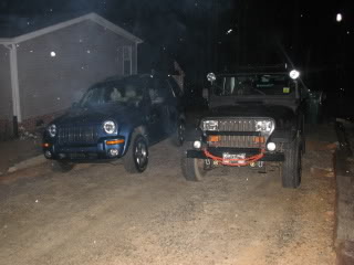 ai194.photobucket.com_albums_z48_CHAMPTS20_jeep145.jpg