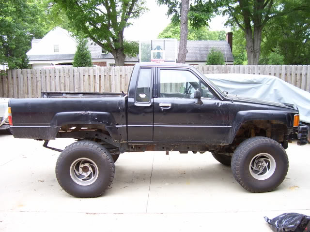 ai195.photobucket.com_albums_z33_jeepcj3a_101_0973.jpg