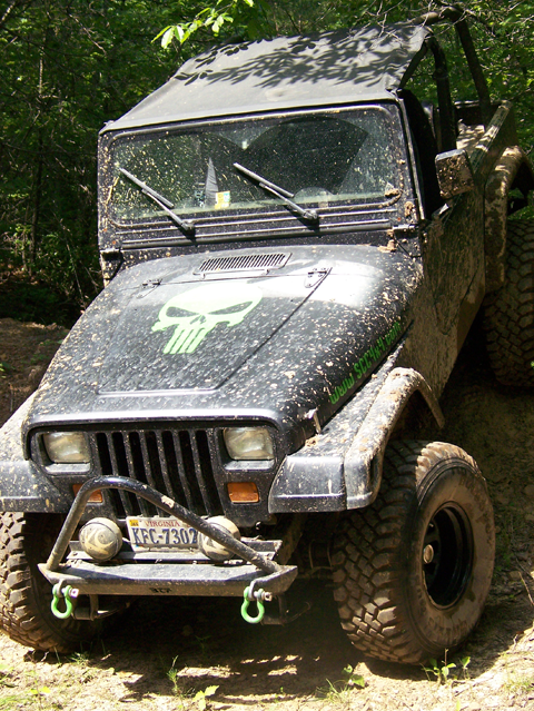 ai195.photobucket.com_albums_z44_YJeXtreme_punisherjeep_LignitePunisher.png