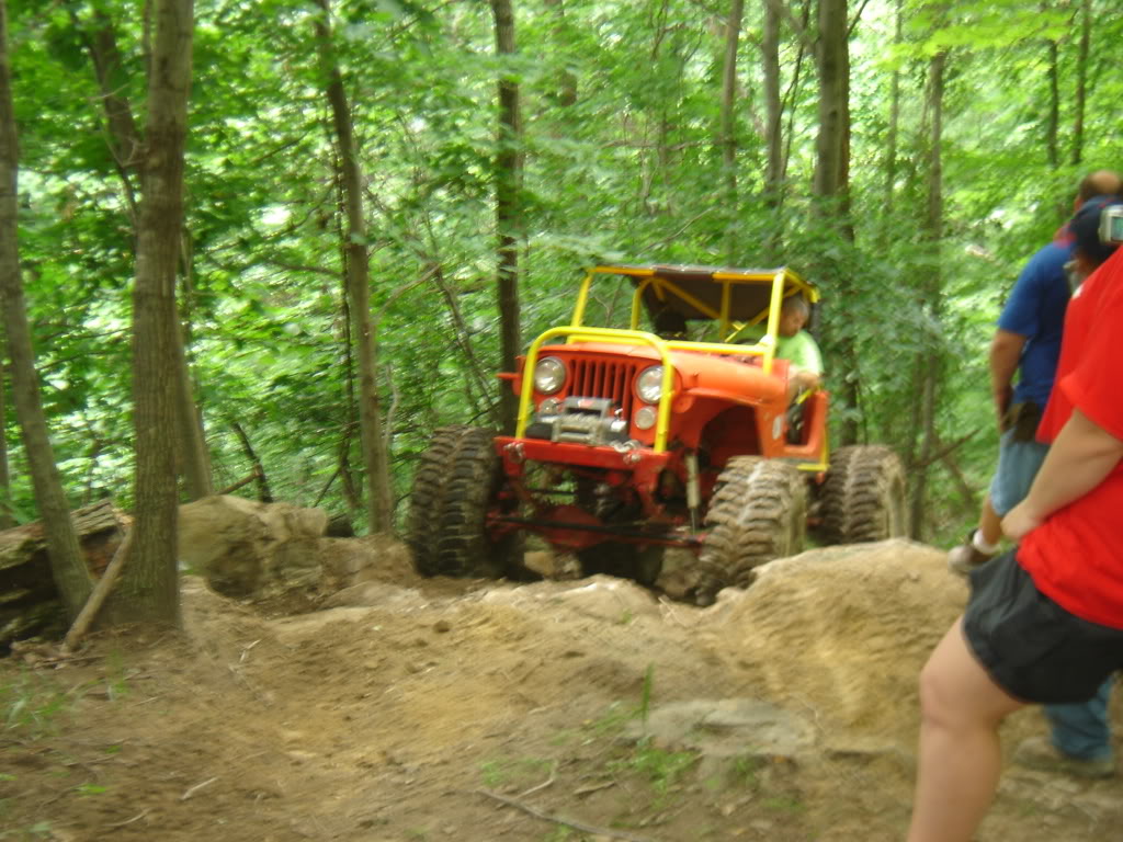 ai196.photobucket.com_albums_aa128_mykalswife_DSC09339.jpg