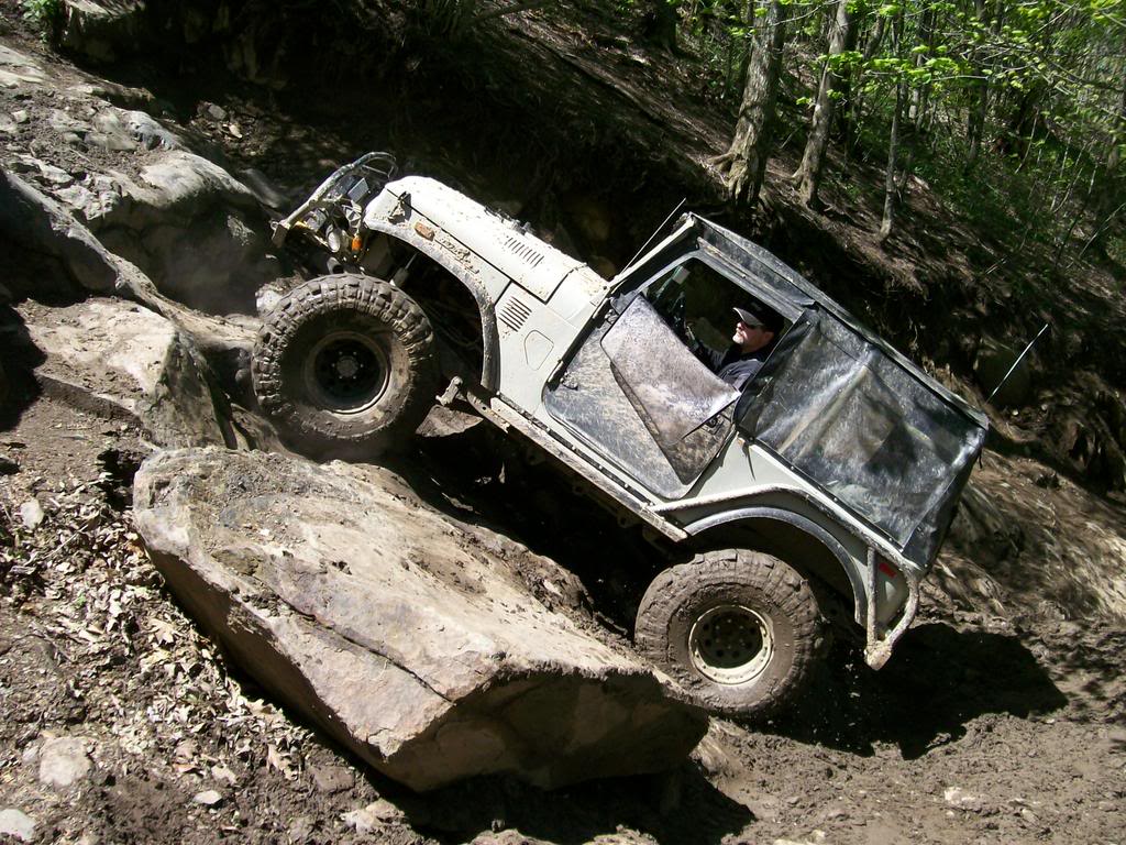 ai204.photobucket.com_albums_bb114_RKBJR_Dayton_20and_20Tellico_20May_202008_107.jpg