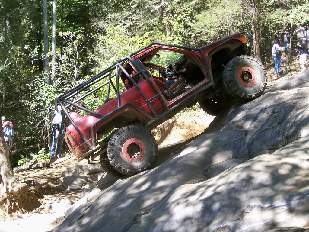 ai204.photobucket.com_albums_bb114_RKBJR_Tellico_20Ocotber_202007_028_28.jpg