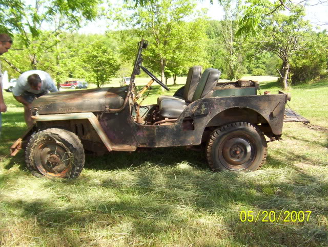 ai204.photobucket.com_albums_bb129_78cherokee_CJs_lftside.jpg