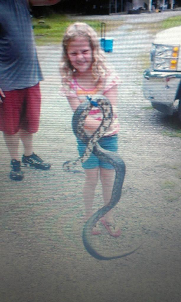 ai205.photobucket.com_albums_bb135_lisacraig1296_IMAG0958_1_zps926f12df.jpg