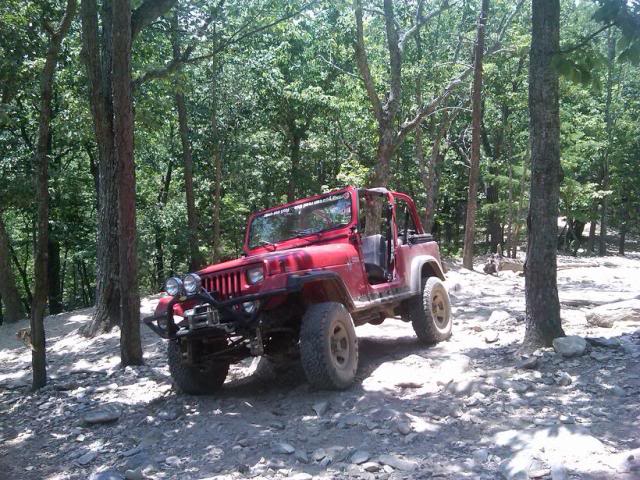 ai208.photobucket.com_albums_bb79_StratoMX5_Jeep_20Pictures_IMG00128_20100711_1413a.jpg