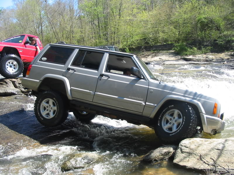 ai21.photobucket.com_albums_b251_woodkrawler_Jeeps095.jpg