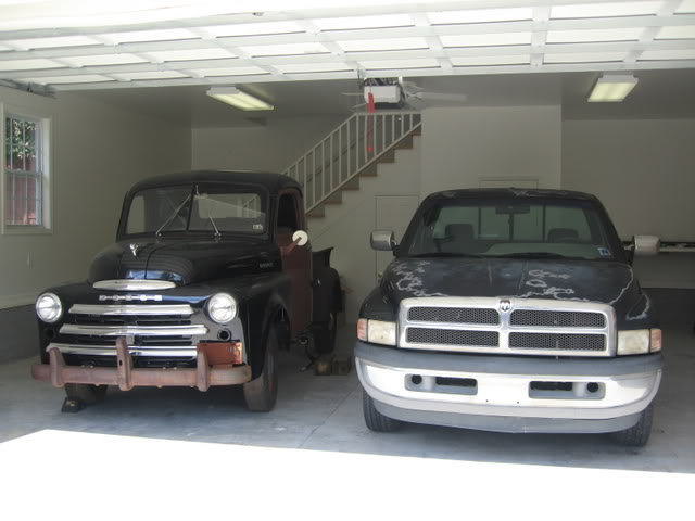 ai212.photobucket.com_albums_cc135_fisher_man_matt_1950_20Dodge_IMG_2155.jpg