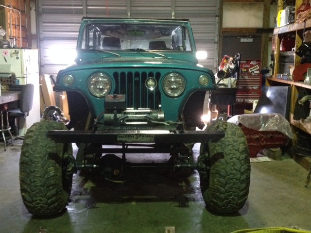 ai215.photobucket.com_albums_cc29_R_Queen_JeepsterBuild_201_zpshouddruh.jpg
