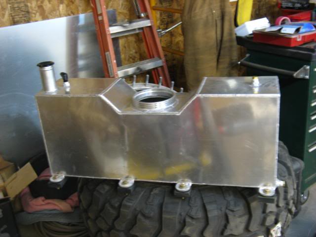 ai22.photobucket.com_albums_b349_foreman1063_Jeep_201_20ton_20build_MiscPics019.jpg