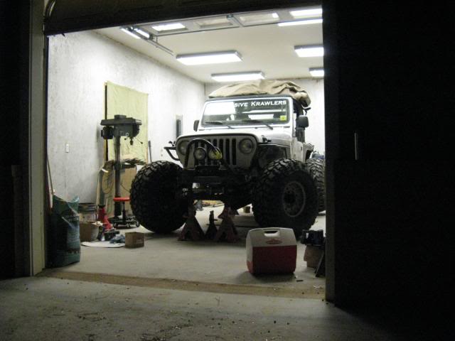 ai22.photobucket.com_albums_b349_foreman1063_Jeep_201_20ton_20build_Picture001.jpg