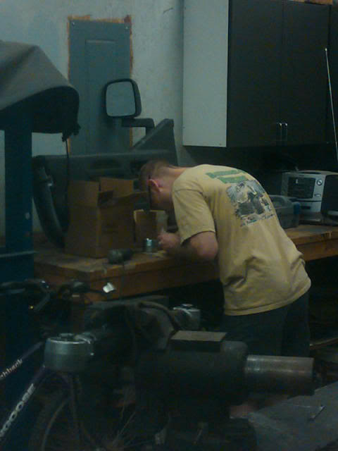 ai22.photobucket.com_albums_b349_foreman1063_yageringarage.jpg