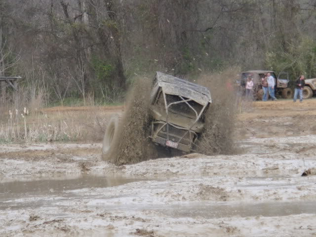 ai225.photobucket.com_albums_dd111_manofwar012_Lexington_20Mud_20Pits_203_20_11_361.jpg