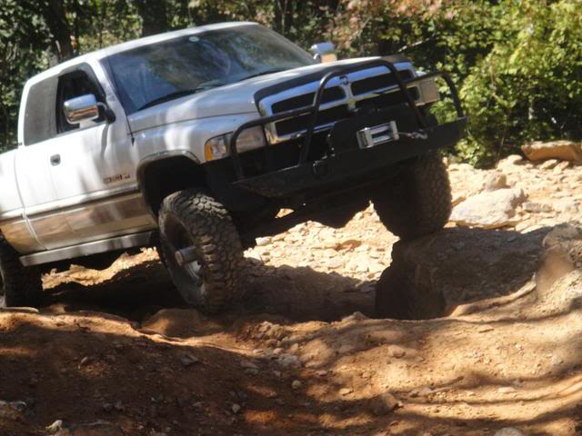 ai225.photobucket.com_albums_dd111_manofwar012_Uwharrie_2010_9_077.jpg