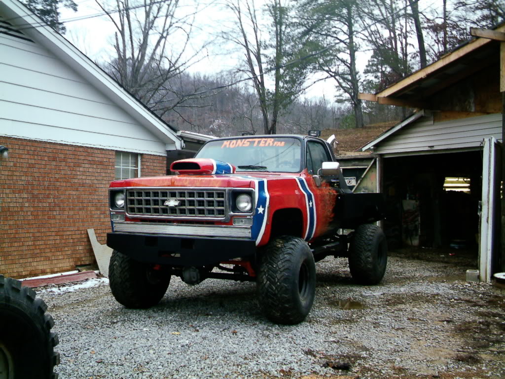 ai227.photobucket.com_albums_dd273_riverrat25_rodeo001_1.jpg