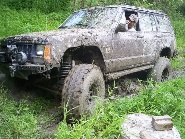 ai227.photobucket.com_albums_dd308_cheapcherokee89_n505104232_596887_9737.jpg
