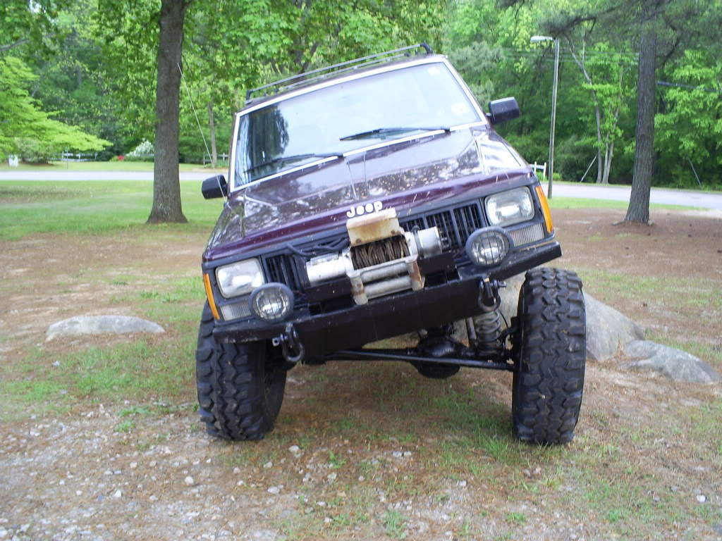 ai227.photobucket.com_albums_dd308_cheapcherokee89_new_20tires_pictures036.jpg