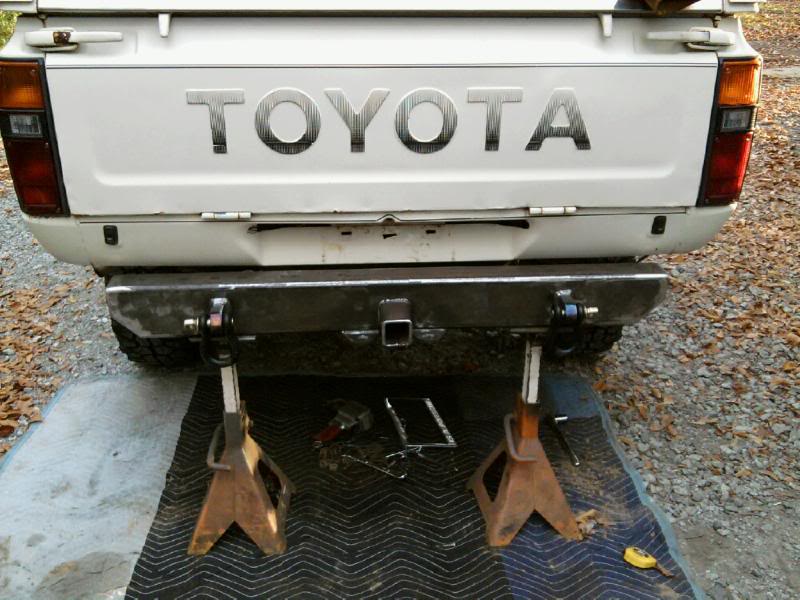 ai23.photobucket.com_albums_b356_vwwomack_1979_20toyota_20pickup_get_attachment_18aspx.jpg