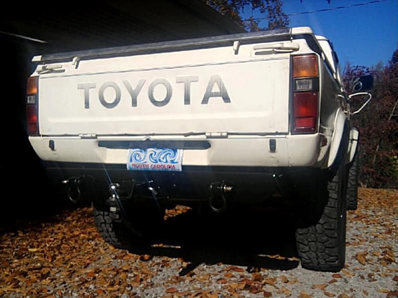 ai23.photobucket.com_albums_b356_vwwomack_1979_20toyota_20pickup_get_attachment_4aspx_2.jpg