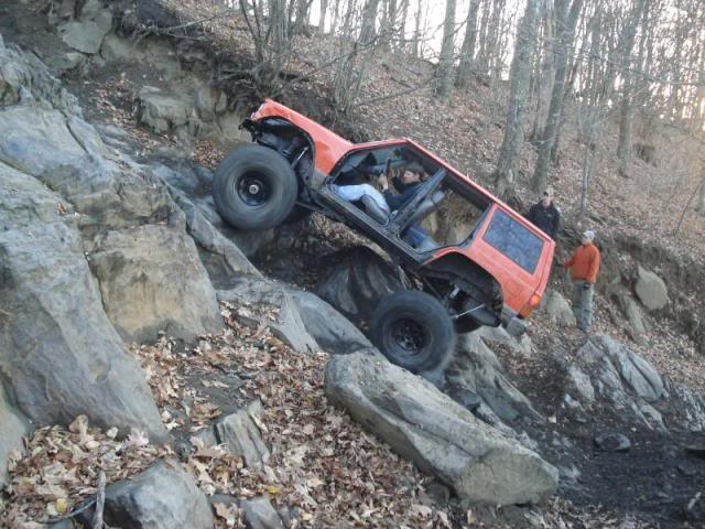 ai232.photobucket.com_albums_ee46_orangecherokee_Tellico_20November_telliconovember035.jpg