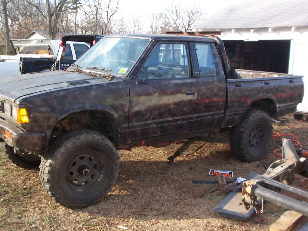 ai237.photobucket.com_albums_ff7_marvilusone1970_nissan_20parts_100_1973.jpg