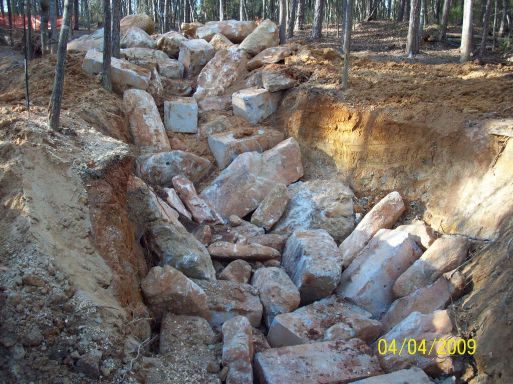 ai242.photobucket.com_albums_ff284_OlJeeps_Trail_20Pictures_Farm09_100_0578small.jpg