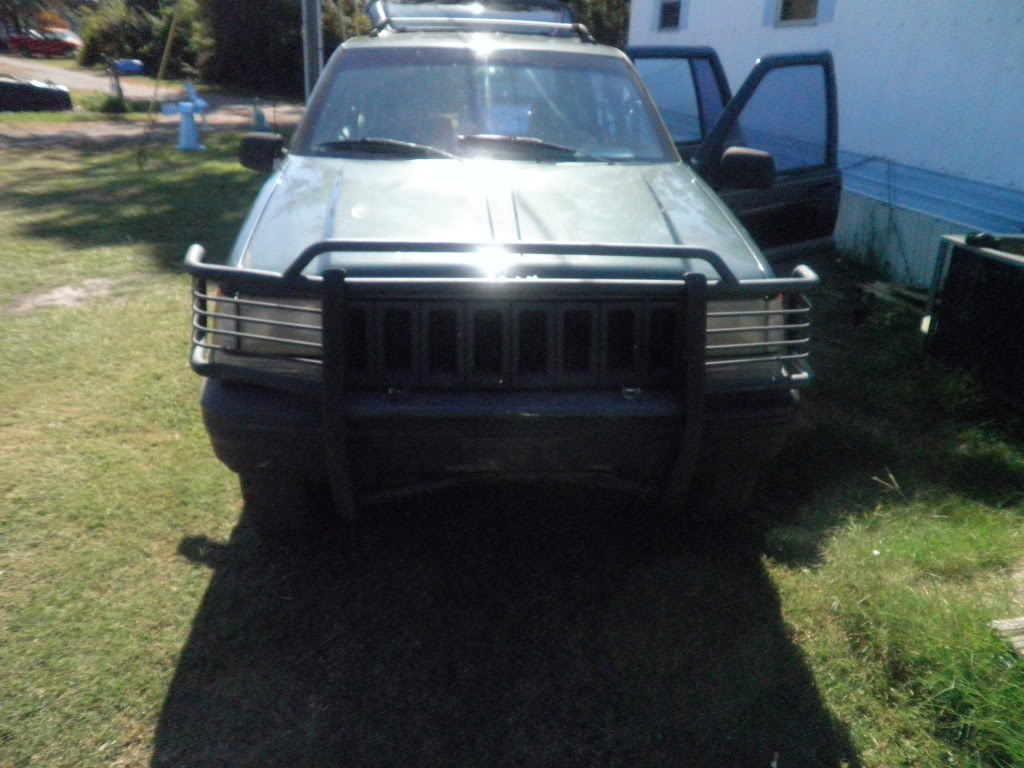 ai248.photobucket.com_albums_gg193_Ramoyer1_jeep_20zj_PA180009.jpg