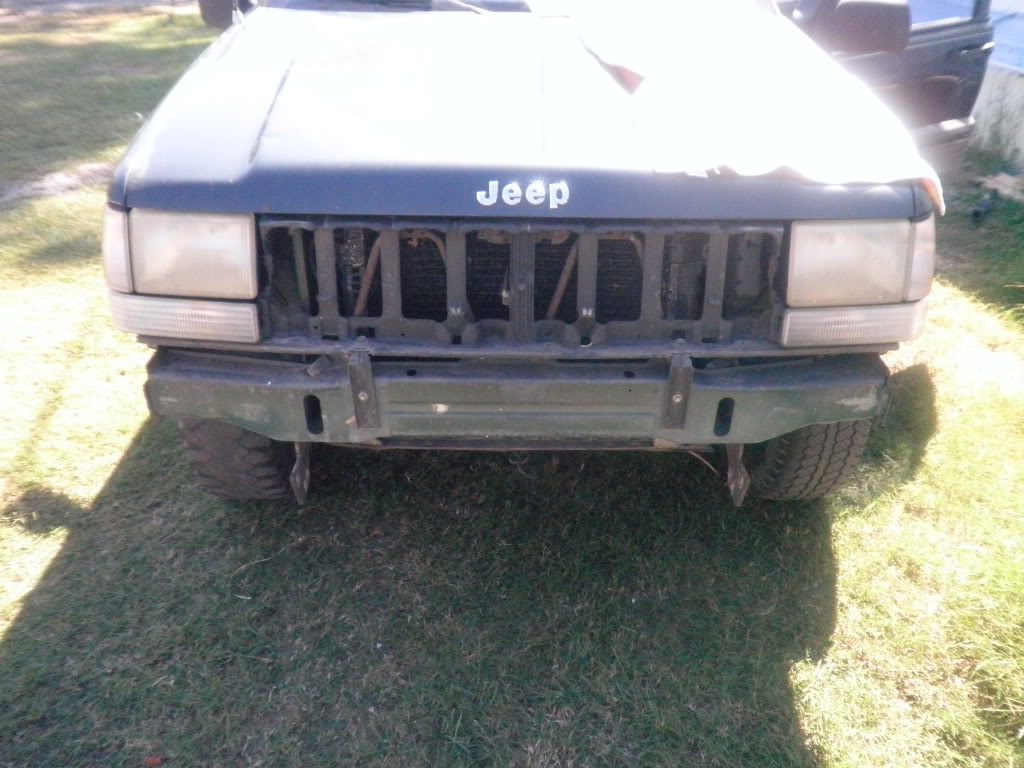 ai248.photobucket.com_albums_gg193_Ramoyer1_jeep_20zj_PA180017.jpg