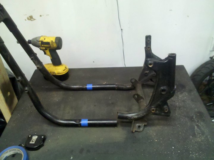 ai248.photobucket.com_albums_gg196_mcbeerob_Bobber_20Build_1818bc473da43deae327d2c63ba04958865.jpg