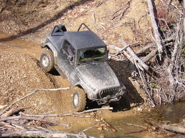 ai248.photobucket.com_albums_gg196_mcbeerob_Jeep_Callalantee_1_1_08_1_059.jpg