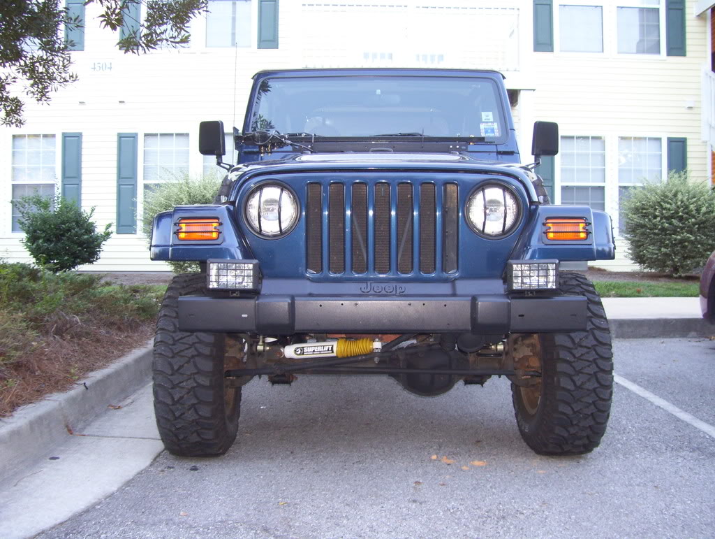 ai257.photobucket.com_albums_hh234_nicknyce23_jeep013.jpg