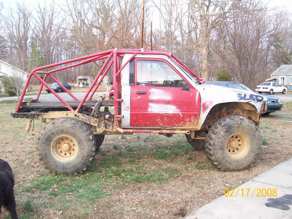 ai262.photobucket.com_albums_ii102_flexingtheyota_102_1770.jpg