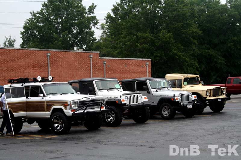 ai263.photobucket.com_albums_ii140_wsboun_2008_Jeep_Show_7_31_10_IMG_0299.jpg