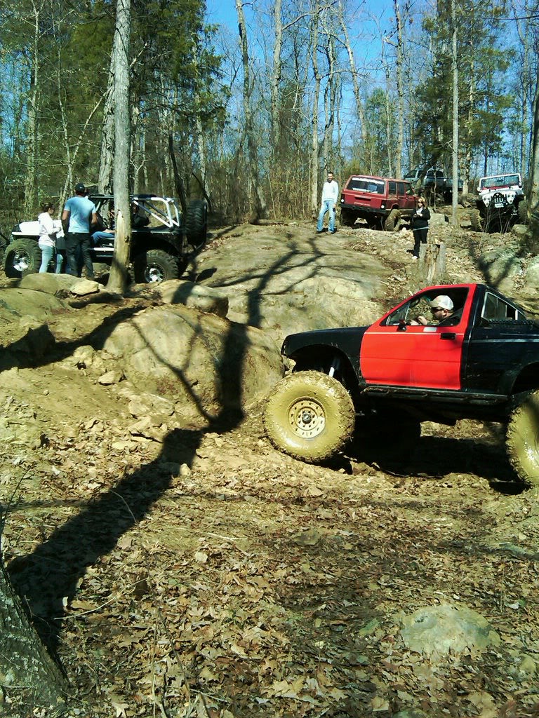 ai263.photobucket.com_albums_ii148_cgm147_tires_20and_20toyota_dpg4.jpg