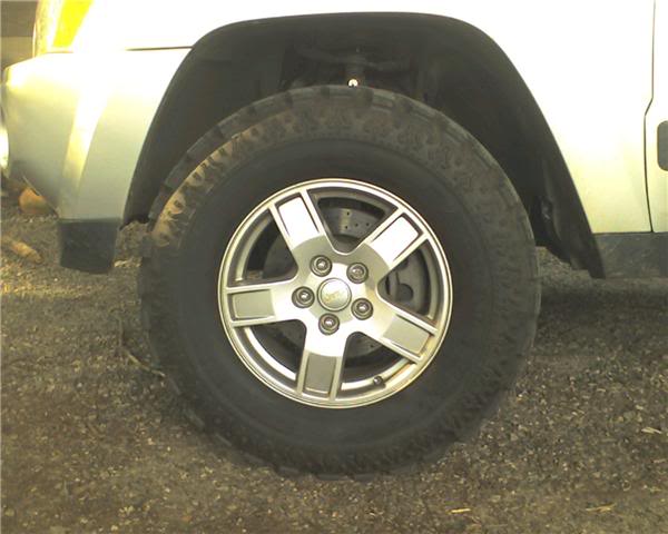 ai263.photobucket.com_albums_ii148_cgm147_tires_20and_20toyota_newrubber.jpg