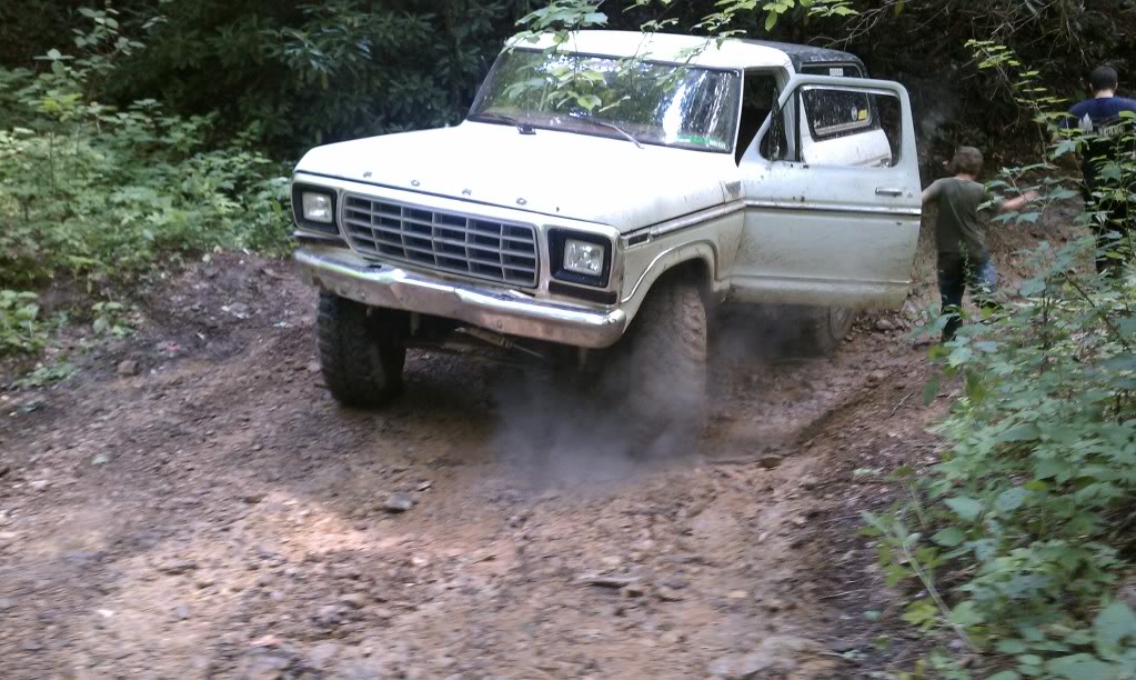 ai274.photobucket.com_albums_jj247_iluv_mud_IMAG0081_1.jpg