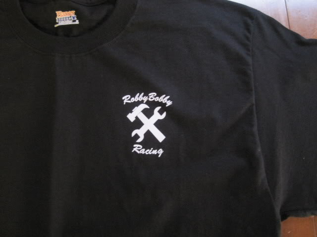 ai281.photobucket.com_albums_kk237_ndh1971_RobbyBobby_shirts003.jpg