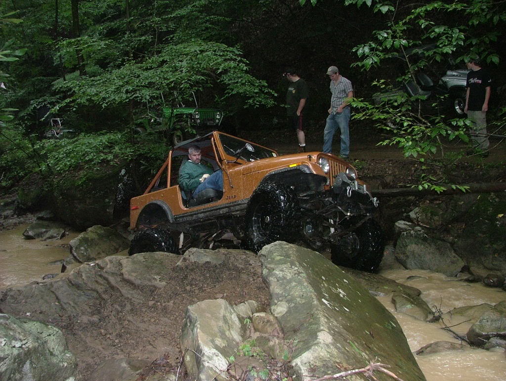 ai286.photobucket.com_albums_ll109_tsjeepcj_MOR_20Jamboree_DSCF3414.jpg