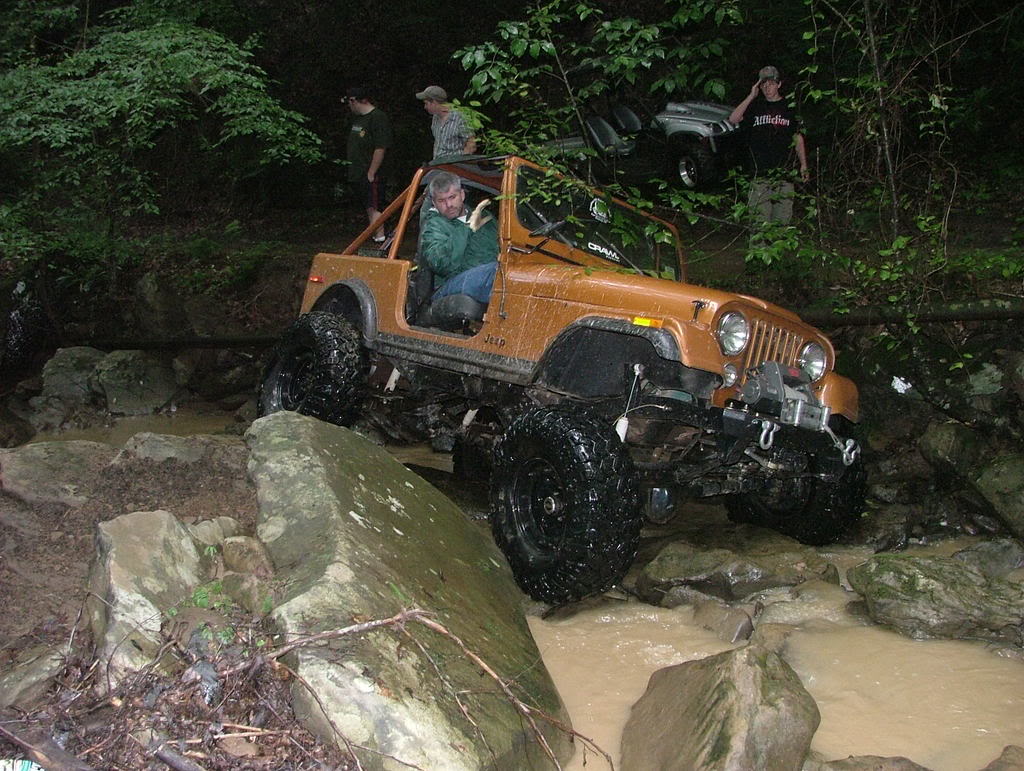 ai286.photobucket.com_albums_ll109_tsjeepcj_MOR_20Jamboree_DSCF3415.jpg