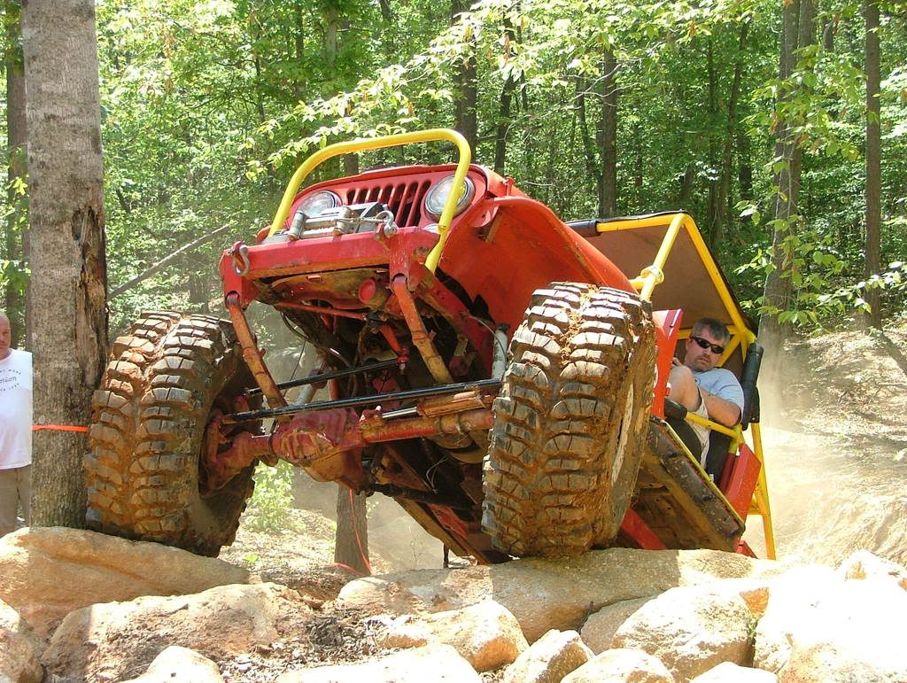 ai286.photobucket.com_albums_ll109_tsjeepcj_the_20farm_DSCF3372.jpg