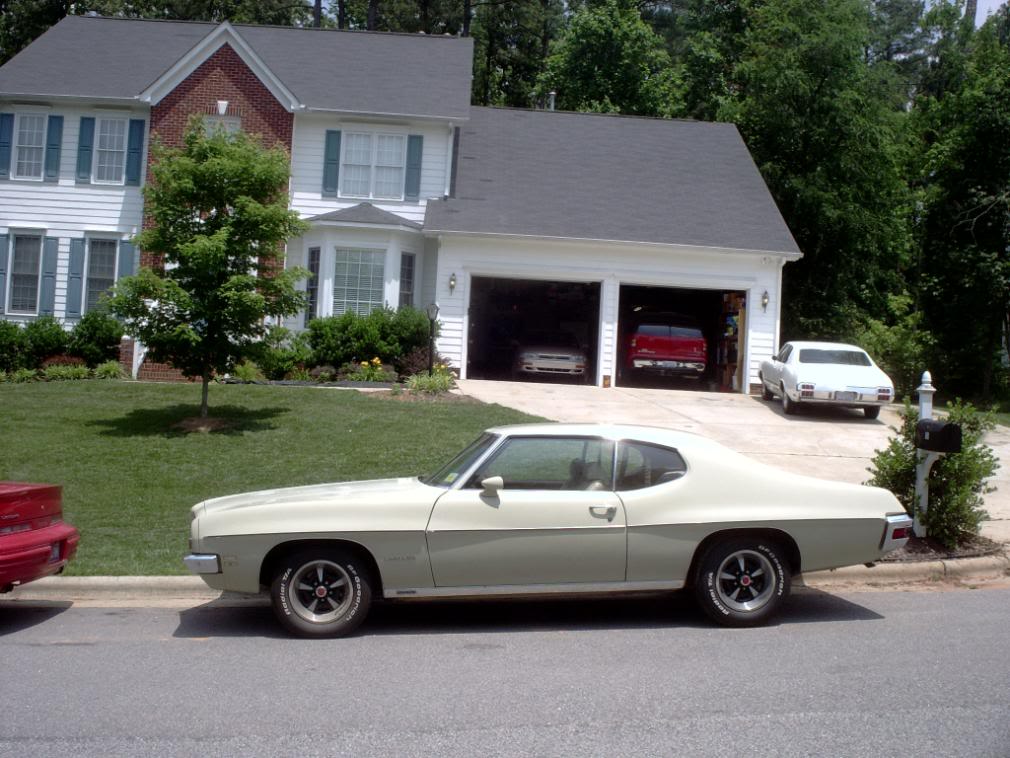 ai286.photobucket.com_albums_ll81_mharding72_our_20cars_PICT0295.jpg