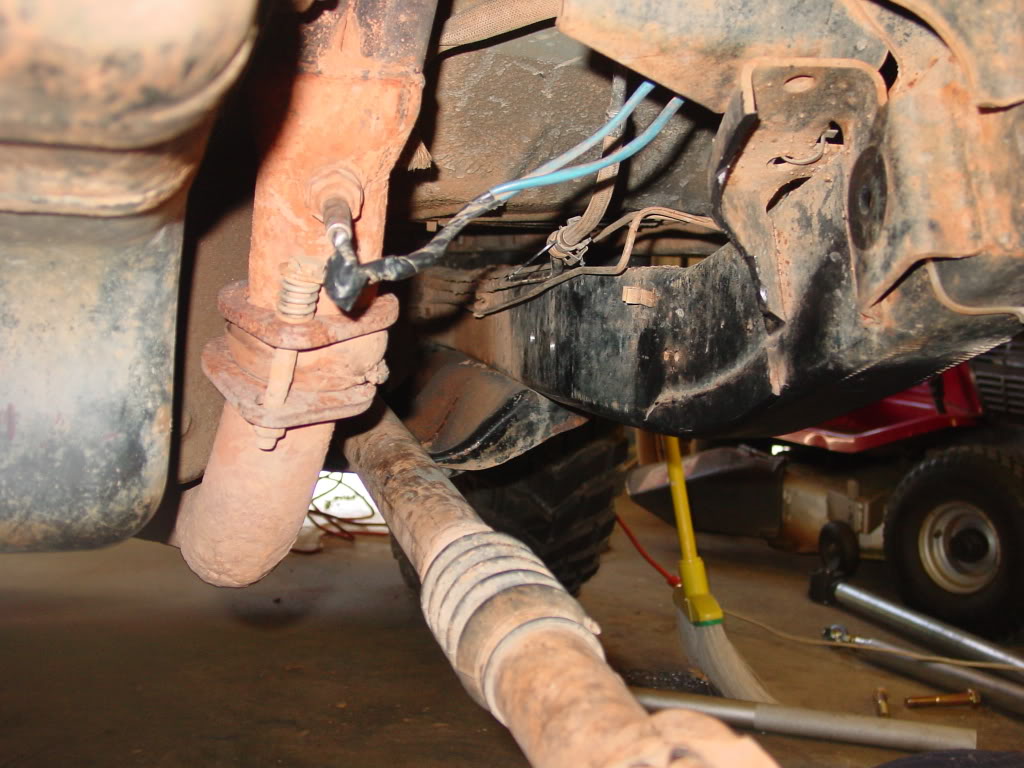 ai298.photobucket.com_albums_mm279_burrellsjeep_002_13.jpg_c4a1aacf629cd7d892f4d7b84f6cbb17.jpg