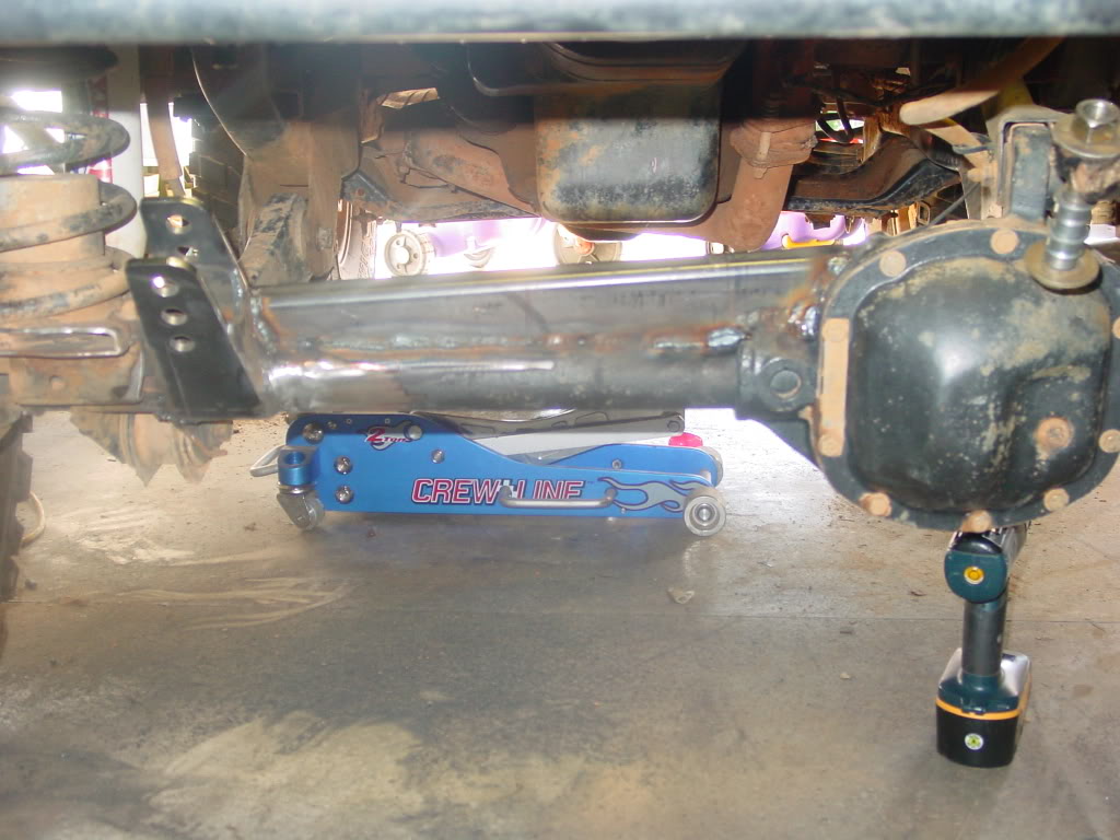 ai298.photobucket.com_albums_mm279_burrellsjeep_002_6.jpg_489b79f291abfd51c64e467b1b6a4a3e.jpg