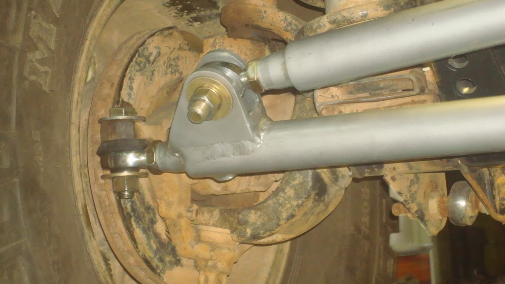 ai298.photobucket.com_albums_mm279_burrellsjeep_008_1.jpg_dd4202a1a1529537a7899465b7e772f2.jpg