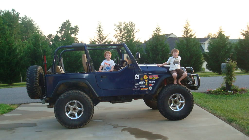 ai298.photobucket.com_albums_mm279_burrellsjeep_015.jpg_d434221960c310629eeb887ffdcbf982.jpg