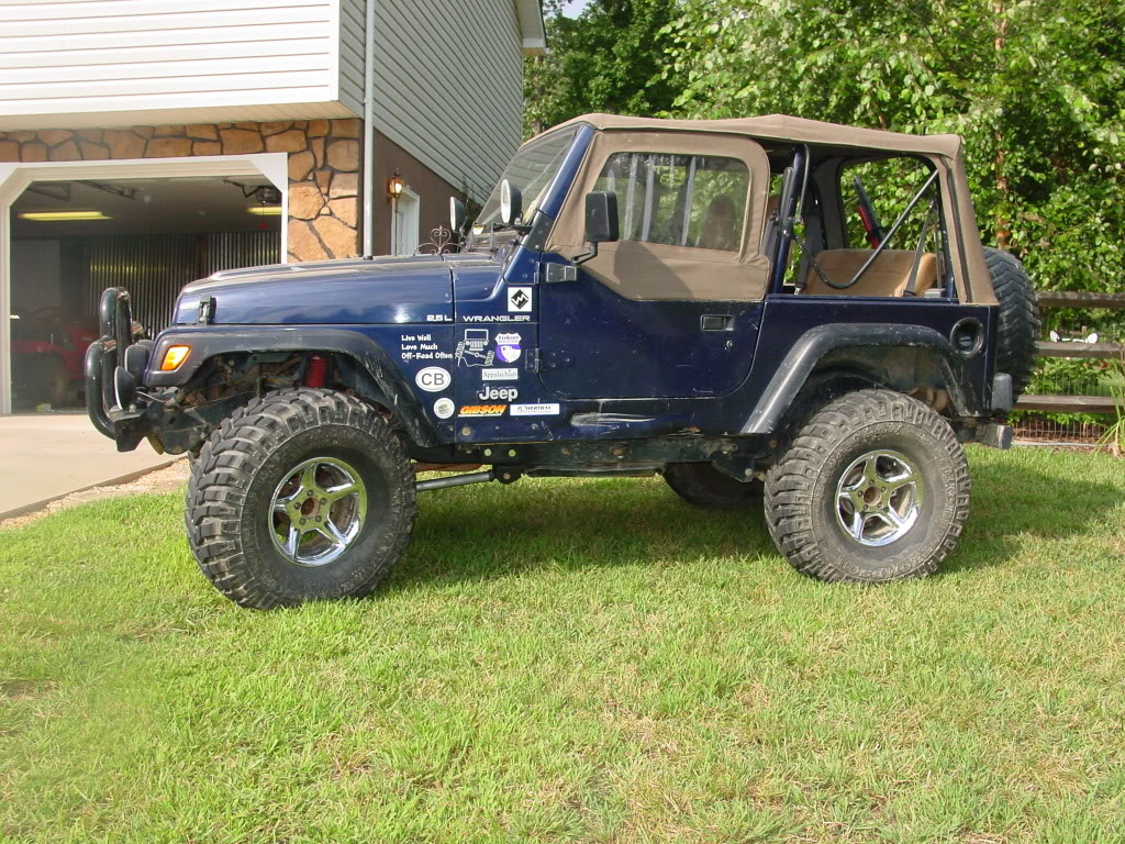 ai298.photobucket.com_albums_mm279_burrellsjeep_016_3.jpg_f0da4aad15b162c5d9a7f93a028b3efa.jpg