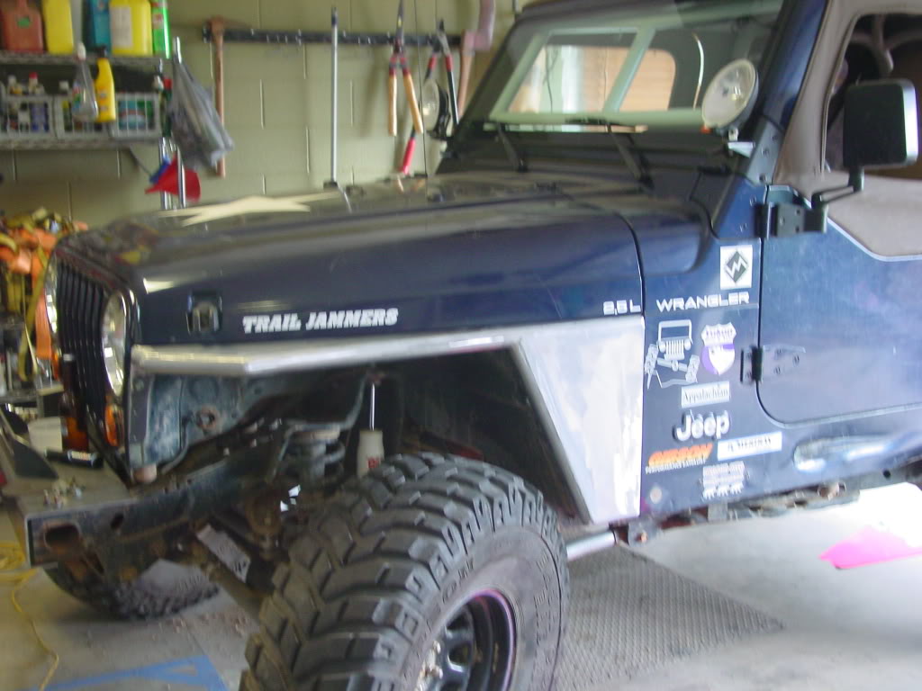 ai298.photobucket.com_albums_mm279_burrellsjeep_Linked_Finalemockbeforepaint1.jpg